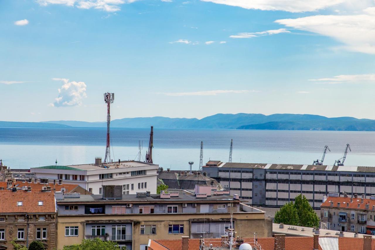 Sunset View Apartment Rijeka Luaran gambar